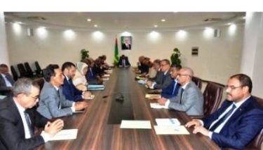 الوزير الأول يترأس الاجتماع التحضيري لإنعقاد مجلس الوزراء في النعمة