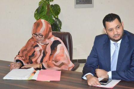 الوزير الأول يترأس اجتماعا لطاقم ديوان الوزارة الأولى