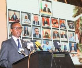 الوزير الأول يشرف على تأسيس اتحاد جديد لا يرغب أحد في الانضمام إليه!