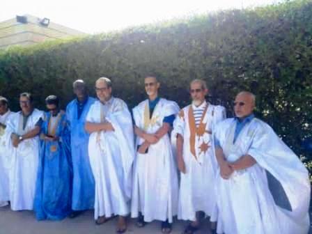 الشيوخ يلتقون الوزير الاول للمطالبة بعودة البلد إلى الدستور